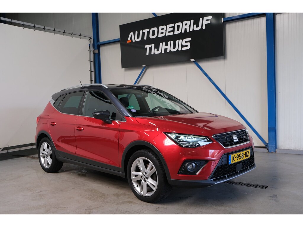 SEAT Arona 1.0 TSI FR Business Intense Plus - N.A.P. Airco, Navi, Carplay, Camera, Virtual Cockpit, Trekhaak.