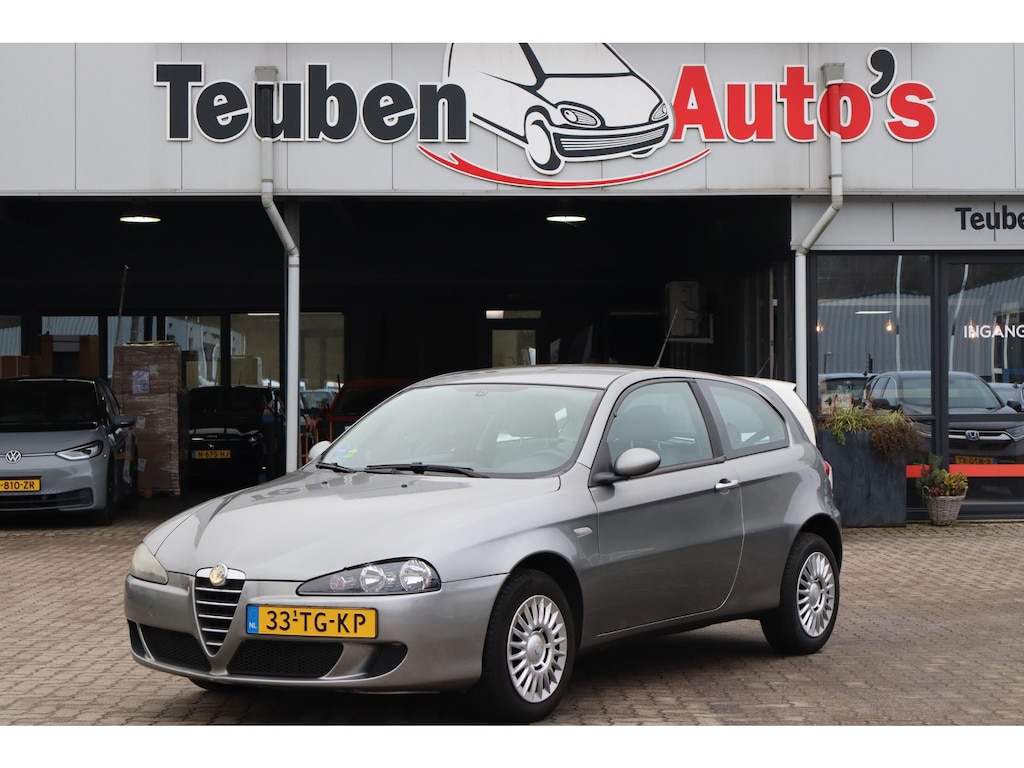 Alfa Romeo 147 1.6 T.Spark Progression APK t/m 15-04-2027, Airco, Cruise control, Elektrische ramen, Radio cd speler