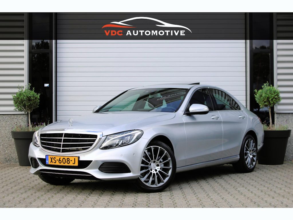 Mercedes-Benz C-klasse 180 Aut Schuifdak | Stoelverwarming | Comand | Sfeerverlichting | LED ILS