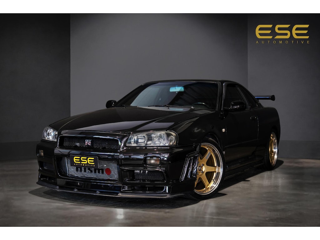 Nissan Skyline R34 GTR V-spec LHD (UK-Spec) 1 of 80