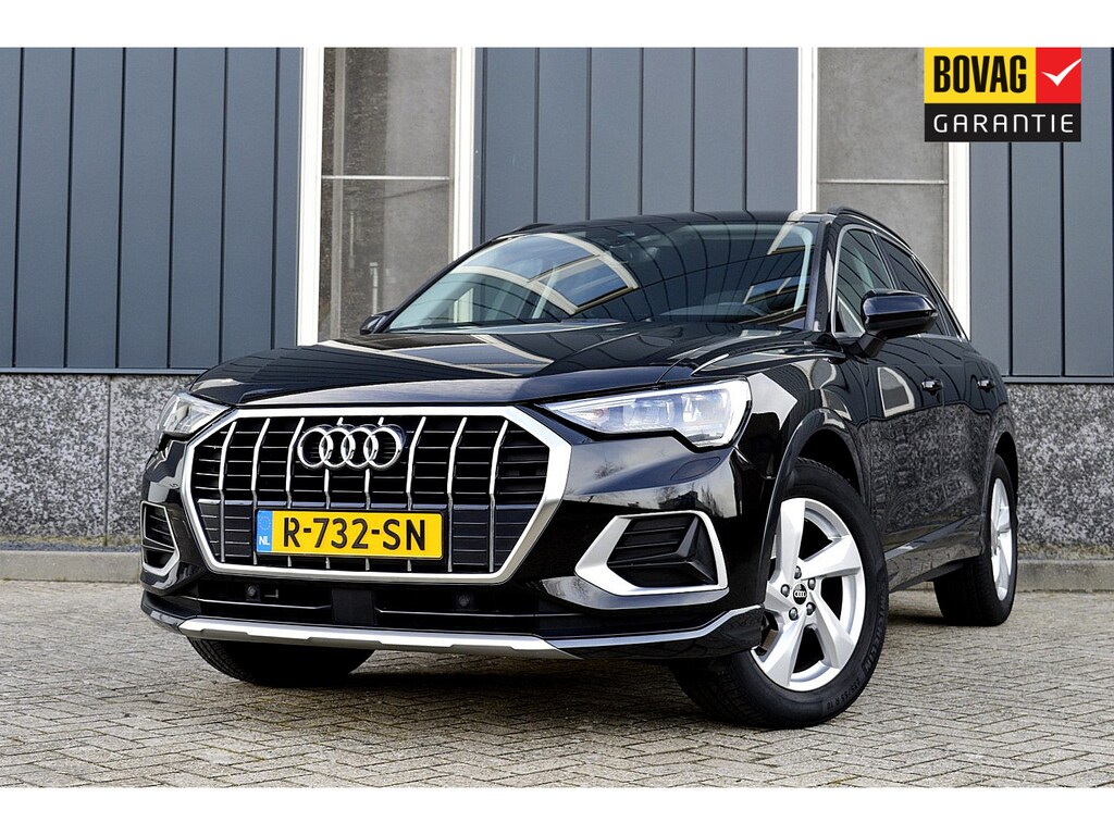 Audi Q3 35 TFSI S edition Rijklaarprijs-Garantie Apple carplay Trekhaak Airco Led Sport Interieur .