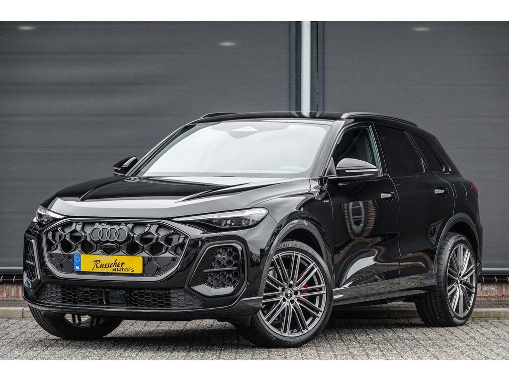 Audi Q5 e-hybrid 367Pk | Plug In Hybride | Quattro | S-Line | MMI Bijrijdersdisplay | Tech Plus | 360° Camera | Trekhaak | 21'' | Mythos Black