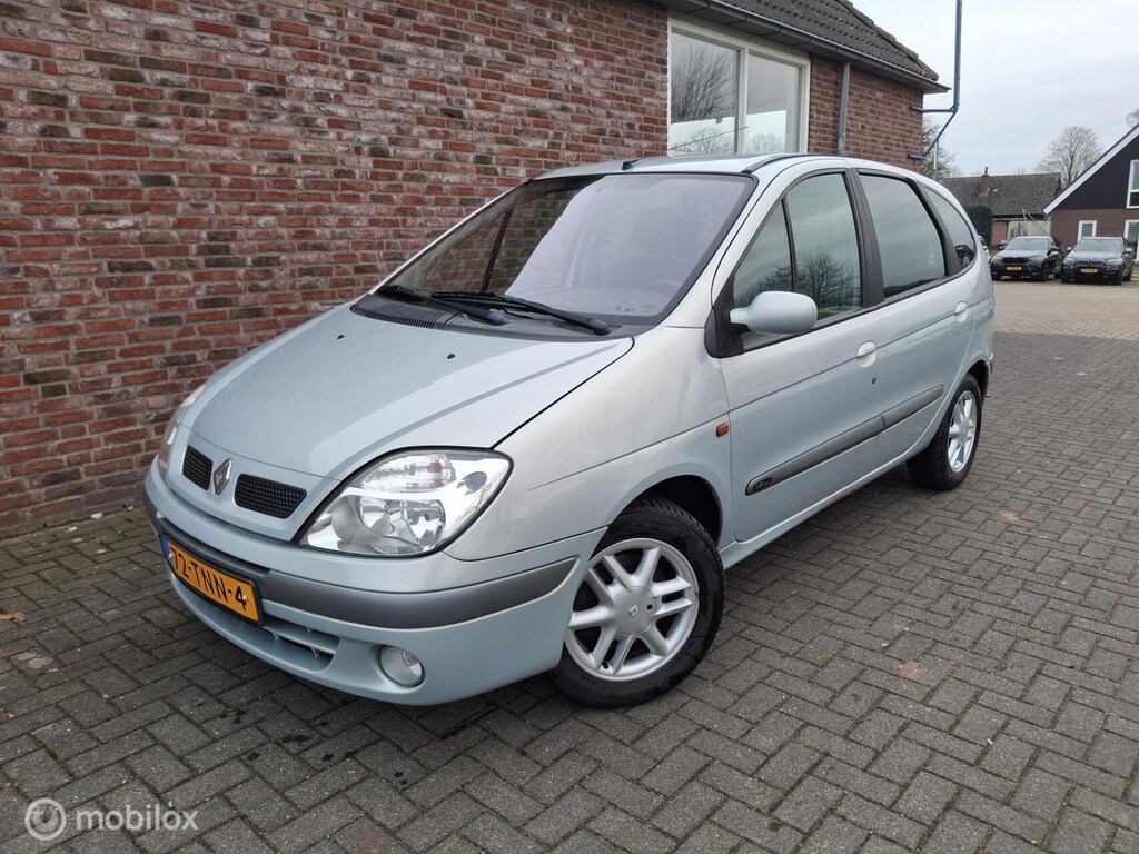 Renault Scenic 1.6-16V Dynamique