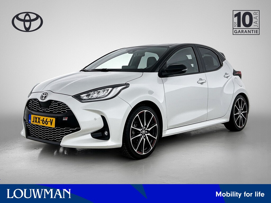 Toyota Yaris 1.5 Hybrid GR-Sport | Stuur-Stoelverwarming | Head Up Display | JBL | Blindspot | Parkeersensoren V+A