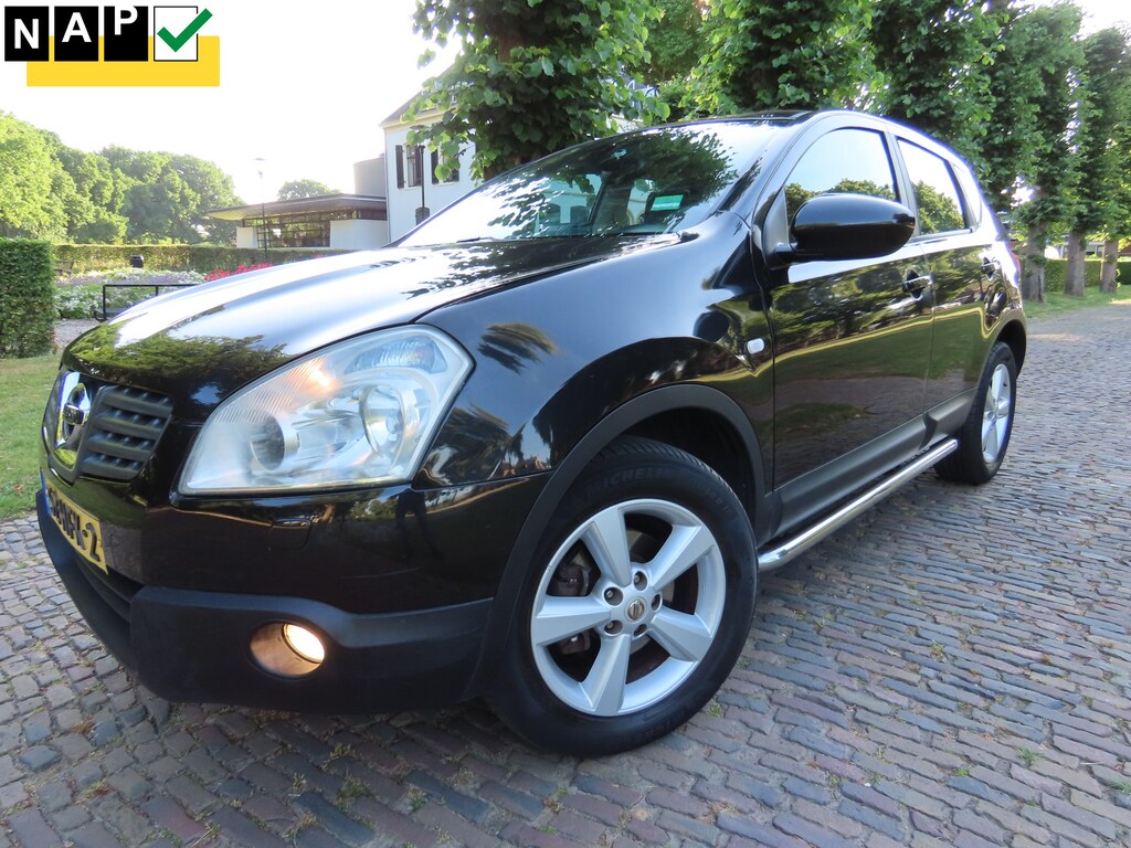 Nissan Qashqai 2.0 Tekna Premium 4WD 1e Eigenaar Ecc Cruisecontrol Leer Stoelverwarming Navigatie Panoramadak Achteruitrijcamera Keyless Entry Sidebar 6 Bak LM Velgen ***Dealer Onderhouden***