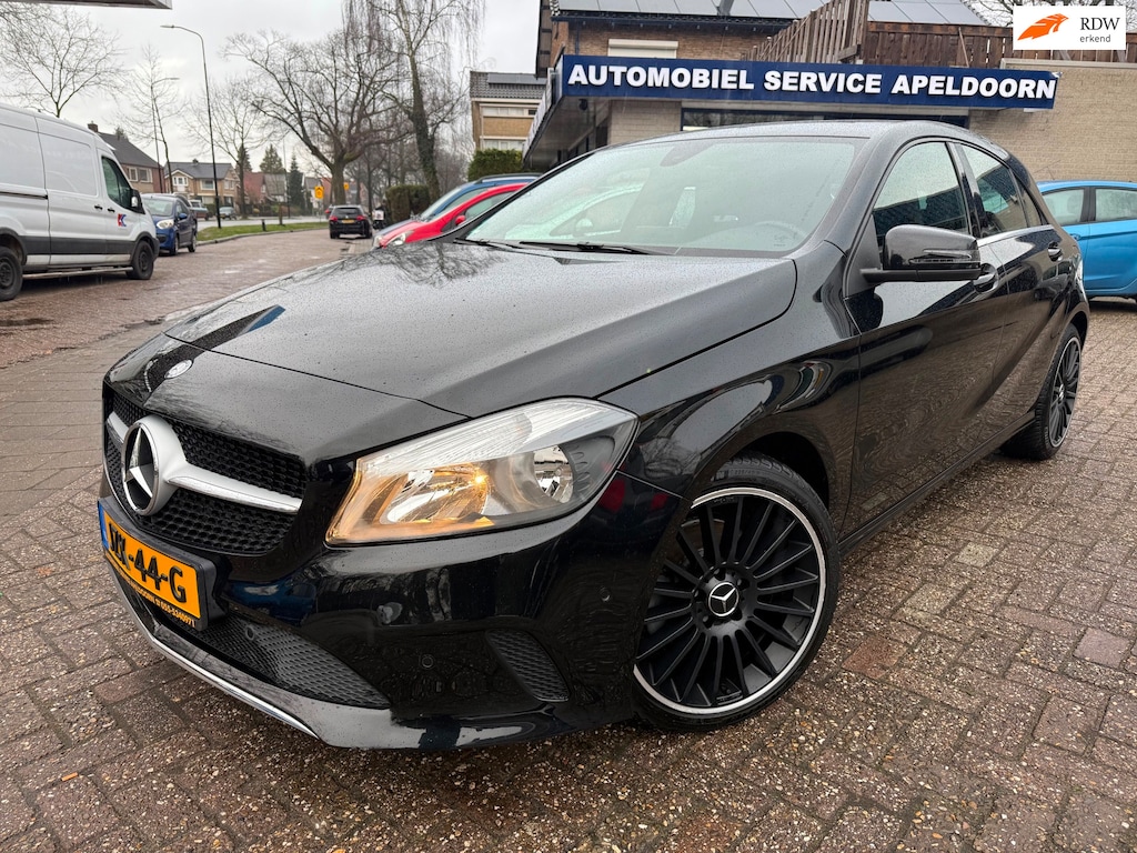 Mercedes-Benz A-klasse 180 Ambition AUTOMAAT *STOELVERW.*CRUISE*NAVI*PDC*LM. VELGEN*AIRCO*