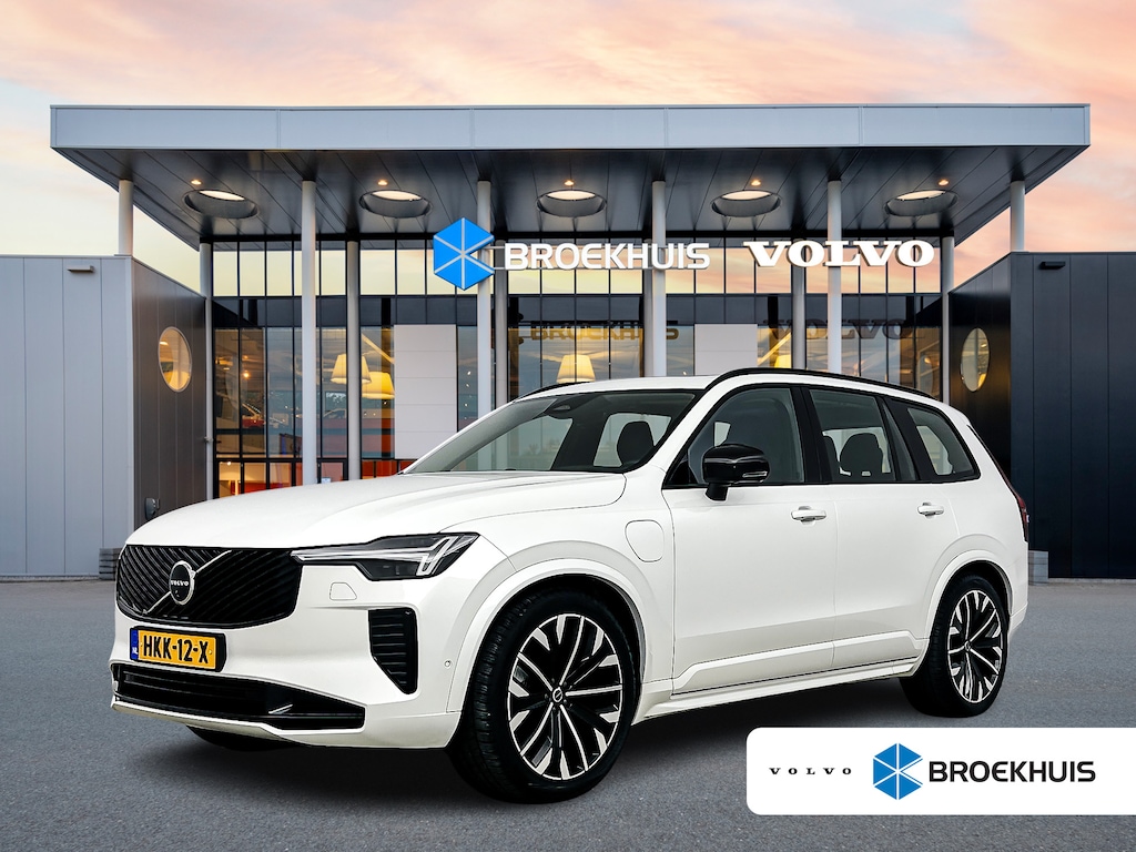 Volvo XC90 T8 Recharge Ultra Dark | 21" | Luchtvering | Geventileerd Nappa | Massagestoelen | Bowers & Wilkins | Trekhaak | Gelaagd Glas | Panoramadak | Head-up | 360 Camera