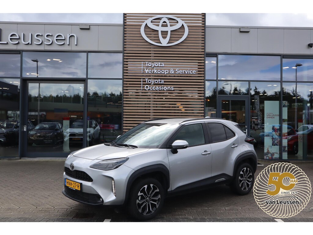 Toyota Yaris Cross 1.5 Hybrid 115 First Edition NL-AUTO 17''LM-VELGEN NAVI CLIMA APPLE/ANDROID KEYLESS CAMERA AD-CRUISE BLUETOOTH