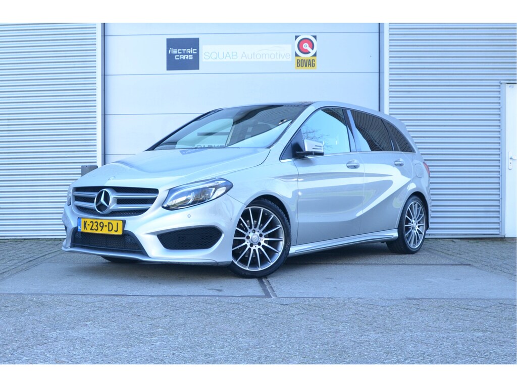 Mercedes-Benz B-klasse 180 AMG Night Edition Plus Pano, Leder, 18" Alu
