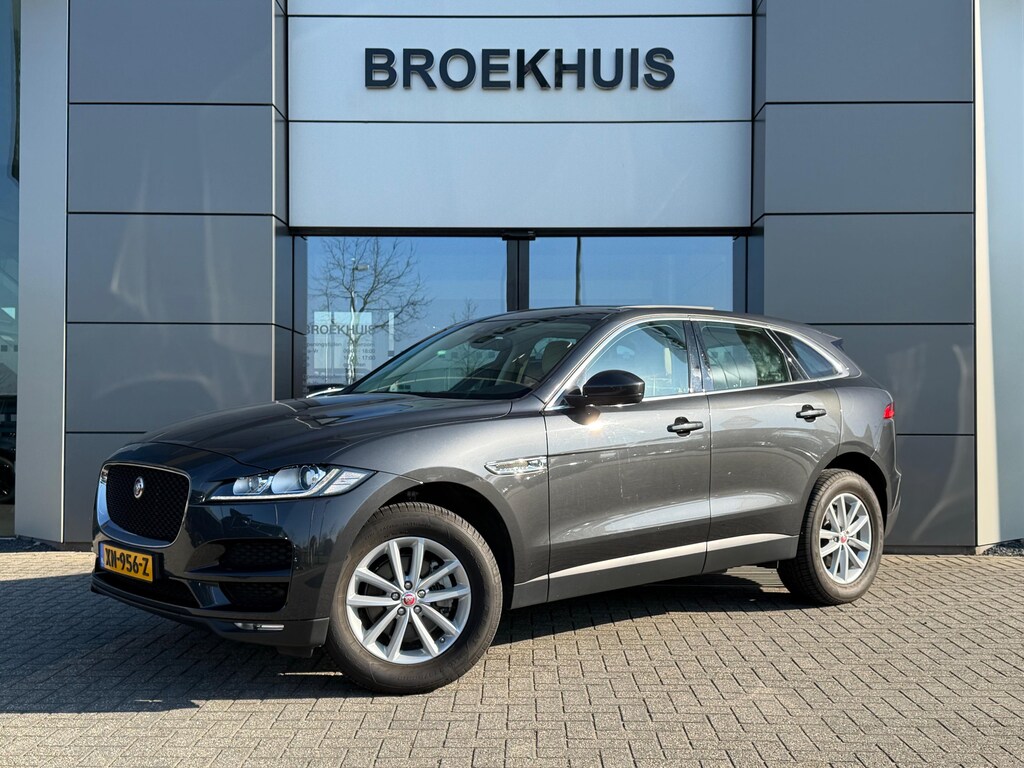 Jaguar F-Pace 2.0t AWD Portfolio | Volledig dealeronderhouden | Verwarmbaar stuur | Pano | Leder | Alcantara hemel