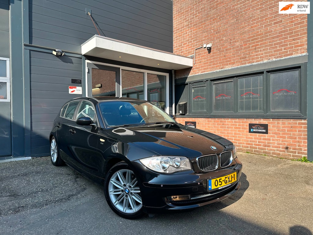BMW 1-Serie 118i|Automaat|Pdc|Aux|Trekhaak|Stoelverwarming