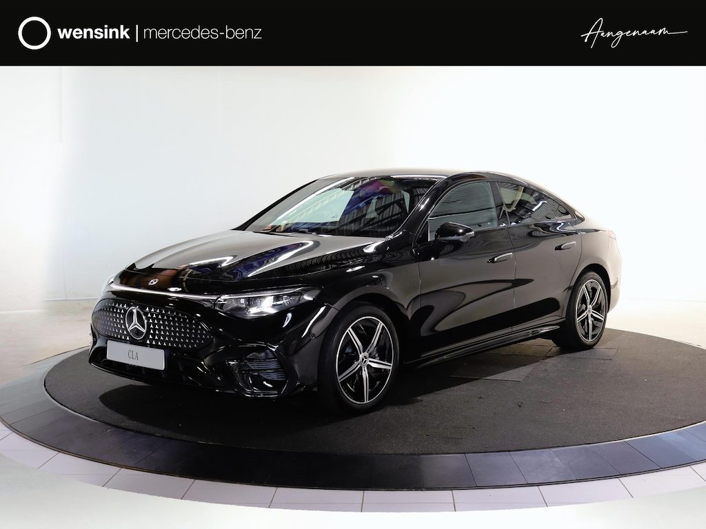 Mercedes-Benz CLA 200 Business Solution AMG 58 kWh | Panoramadak | Premium Pakket | Superscreen | Trekhaak | Head-Up | Matrix Led |