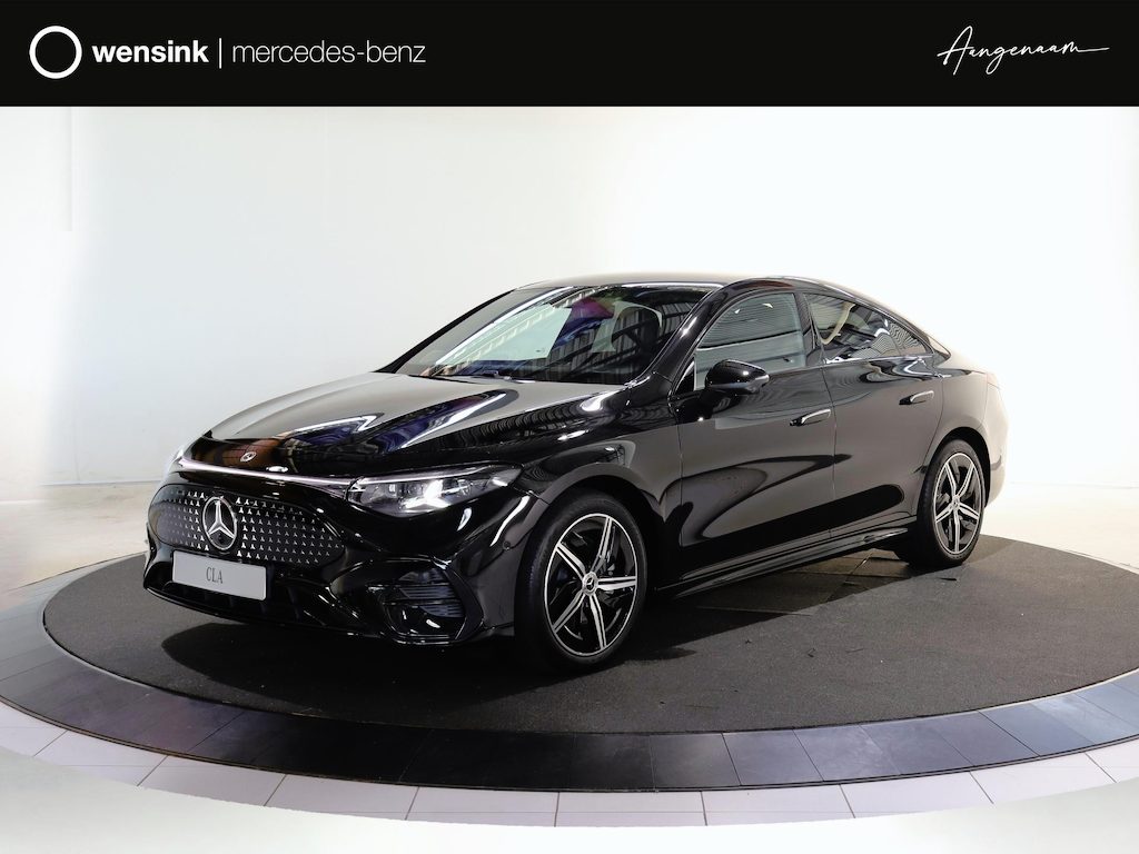 Mercedes-Benz CLA 200 Business Solution AMG 58 kWh | Panoramadak | Premium Pakket | Superscreen | Trekhaak | Head-Up | Burmester |