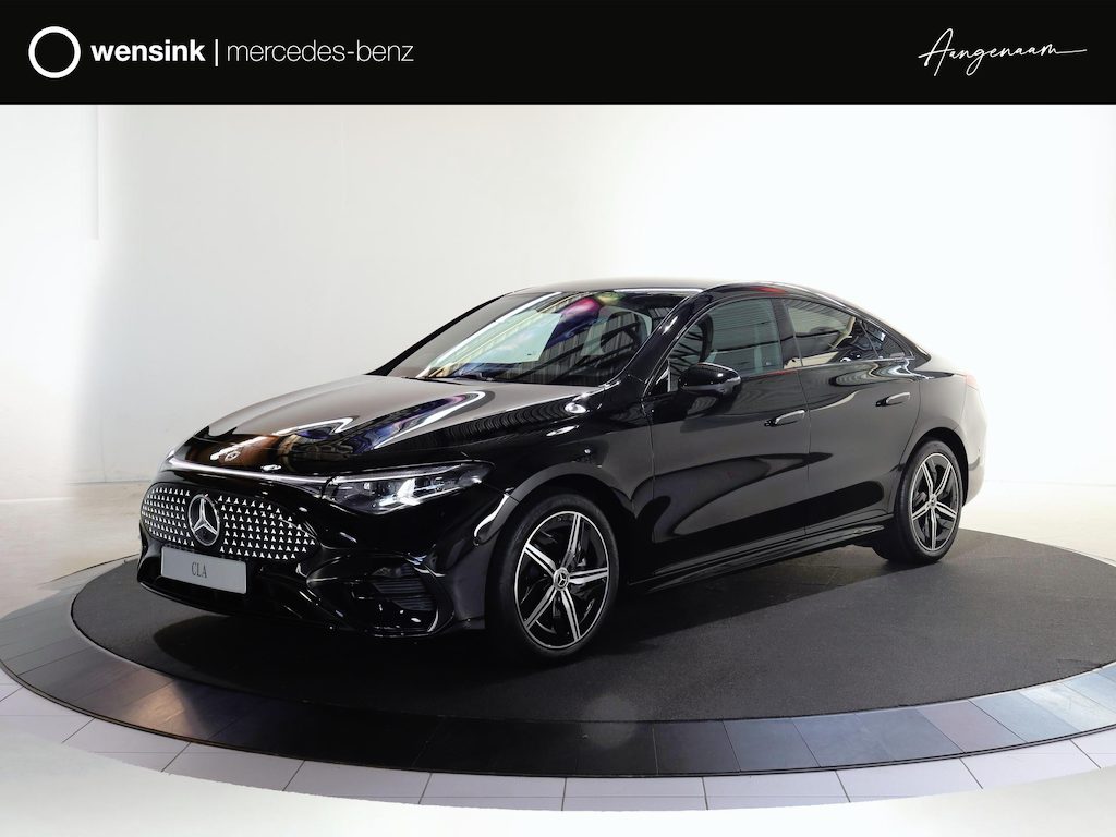 Mercedes-Benz CLA 200 Business Solution AMG 58 kWh | Panoramadak | Premium Pakket | Superscreen | Trekhaak | Head-Up | Burmester |
