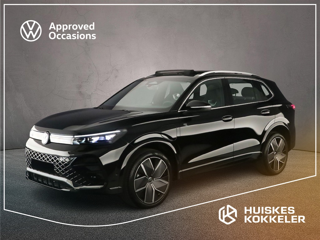 Volkswagen Tiguan R-Line Edition 1.5 TSI eHybrid 272pk DSG Automaat Trekhaak, Panoaramadak, Adaptive cruise control, Achteruitrijcamera,  LED koplampen, Elektrische achterklep