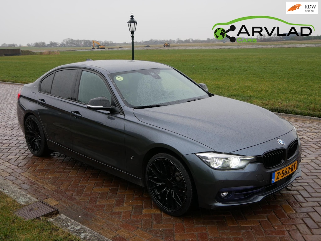 BMW 3-Serie 330e High Executive AUT HYBRIDE HiFi FULL... ** 8499 NETTO **