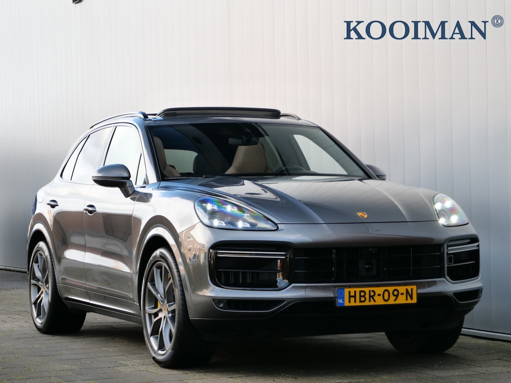 Porsche Cayenne 4.0 Turbo S E-Hybrid 680pk Automaat Navi / 21 inch / Achteras besturing / Luchtvering