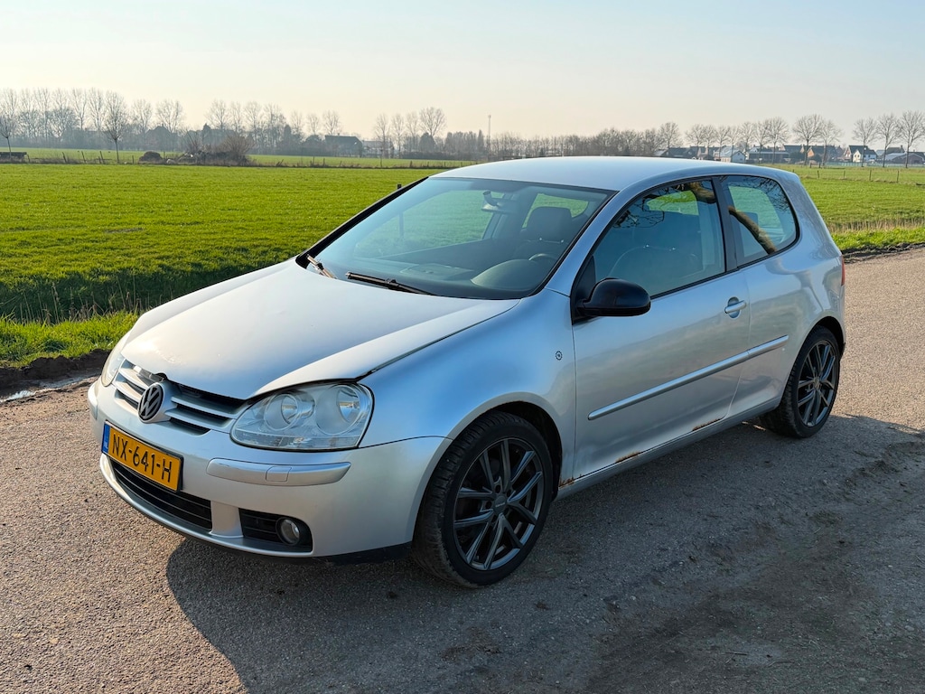 Volkswagen Golf 2.0 FSI Sportline LEES TEKST! 4Motion Airco