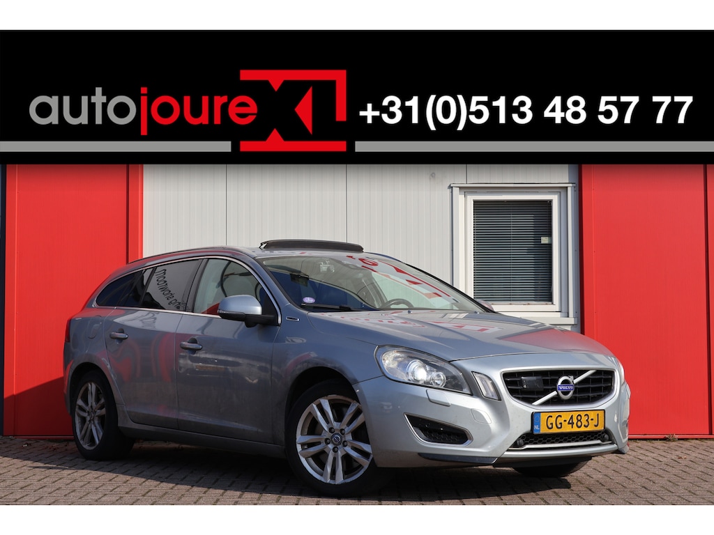 Volvo V60 2.4 D6 AWD Plug-In Hybrid Pure Limited | Export | Schuif-/kanteldak | Camera | ACC | Trekhaak | Leder |