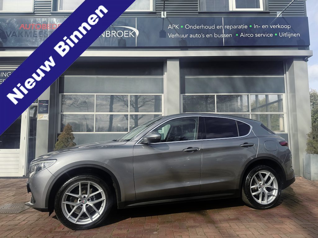 Alfa Romeo Stelvio 2.0 T AWD Veloce AWD Super First Edition 280 PK Leder Camera Keyless Stoel/Stuurverw. Elek Klep 20''