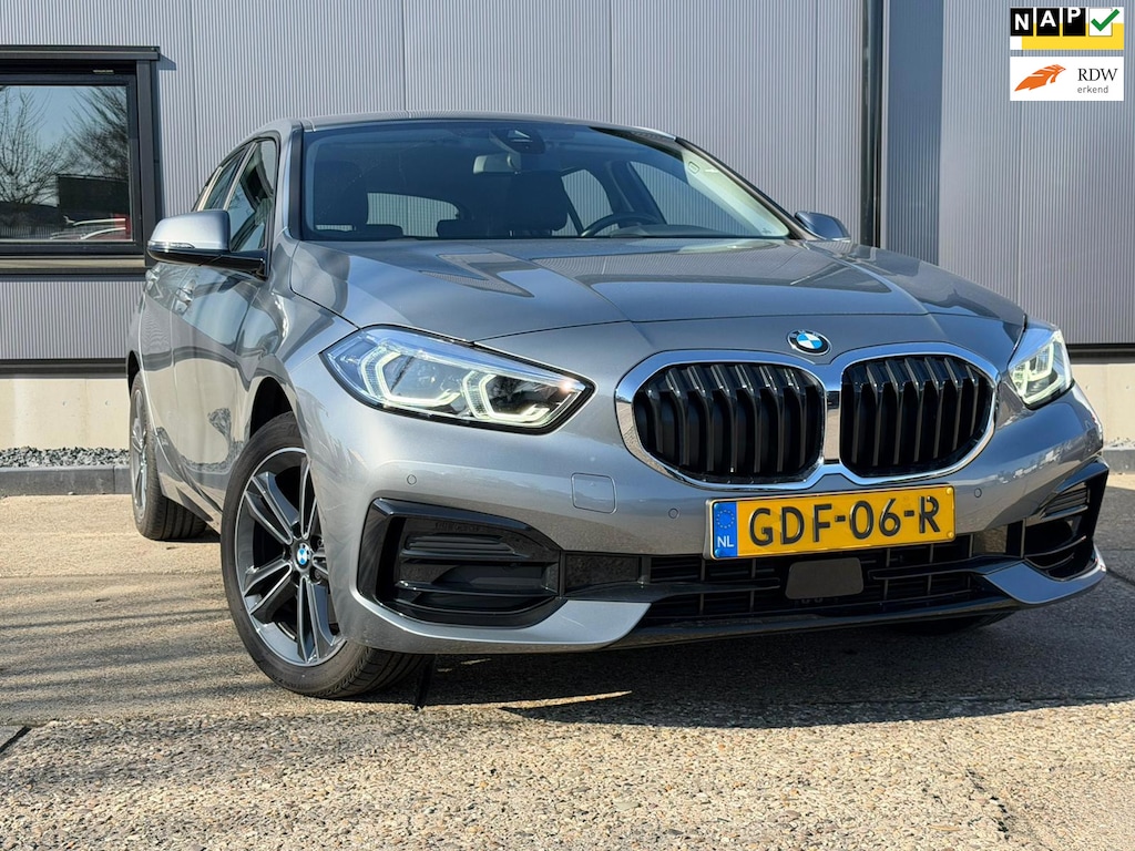 BMW 1-Serie 116i / camera / carplay / navigatie skyscraper