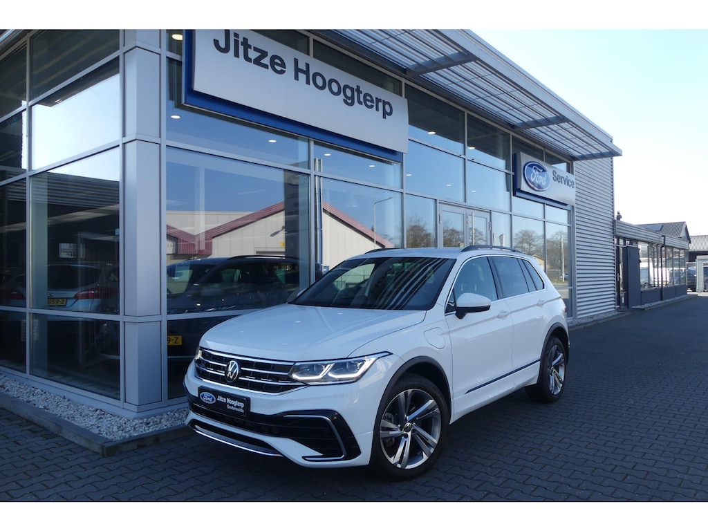 Volkswagen Tiguan 1.4 TSI eHybrid R-Line Business+ WINTER PACK, ADAPT. CRUISE, CLIMA, NAVI, CAMERA, PDC V&A, APPLE CARPLAY/ANDROID AUTO, LANE ASSIST, 45.417KM