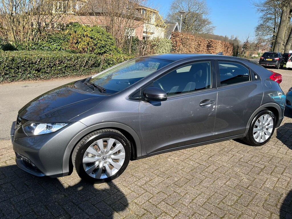 Honda Civic 5D 1.8 142pk Sport