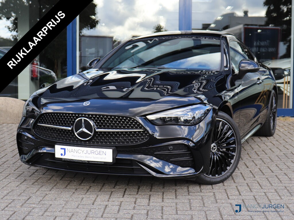 Mercedes-Benz CLE Coupé 300 e AMG | Pano Dak | Night | Burmester | Memory | Ambiente Verl. | Incl. Fabrieksgarantie | Spiegel Pakket | Parkeer Pakket |