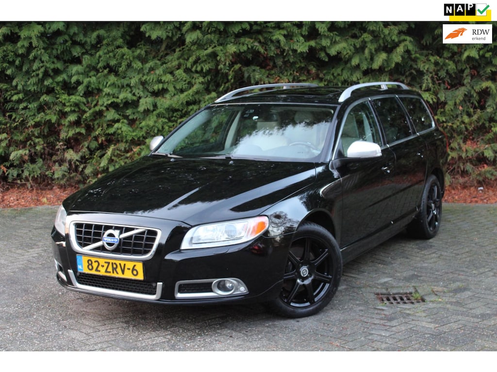 Volvo V70 1.6 T4 Limited Edition 180PK | Parkeersensoren | Navigatie | Leder | Cruise Control