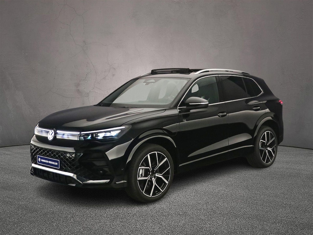 Volkswagen Tiguan R-Line Edition 1.5 TSI eHybrid 272pk DSG Automaat Trekhaak, Panoramadak, Adaptive cruise control, LED koplampen, Achteruitrijcamera, Elektrische achterklep