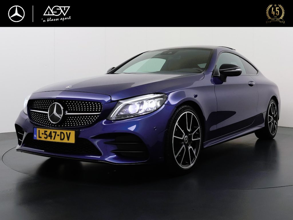 Mercedes-Benz C-klasse Coupé 200 AMG Sport Edition Premium Plus | Panorama - Schuifdak | Burmester Surround System | 19" AMG Velgen | Sfeerverlichting | 360° Camera | Multibeam LED Koplampen | Dodehoek Assistent | Leder Bekleding