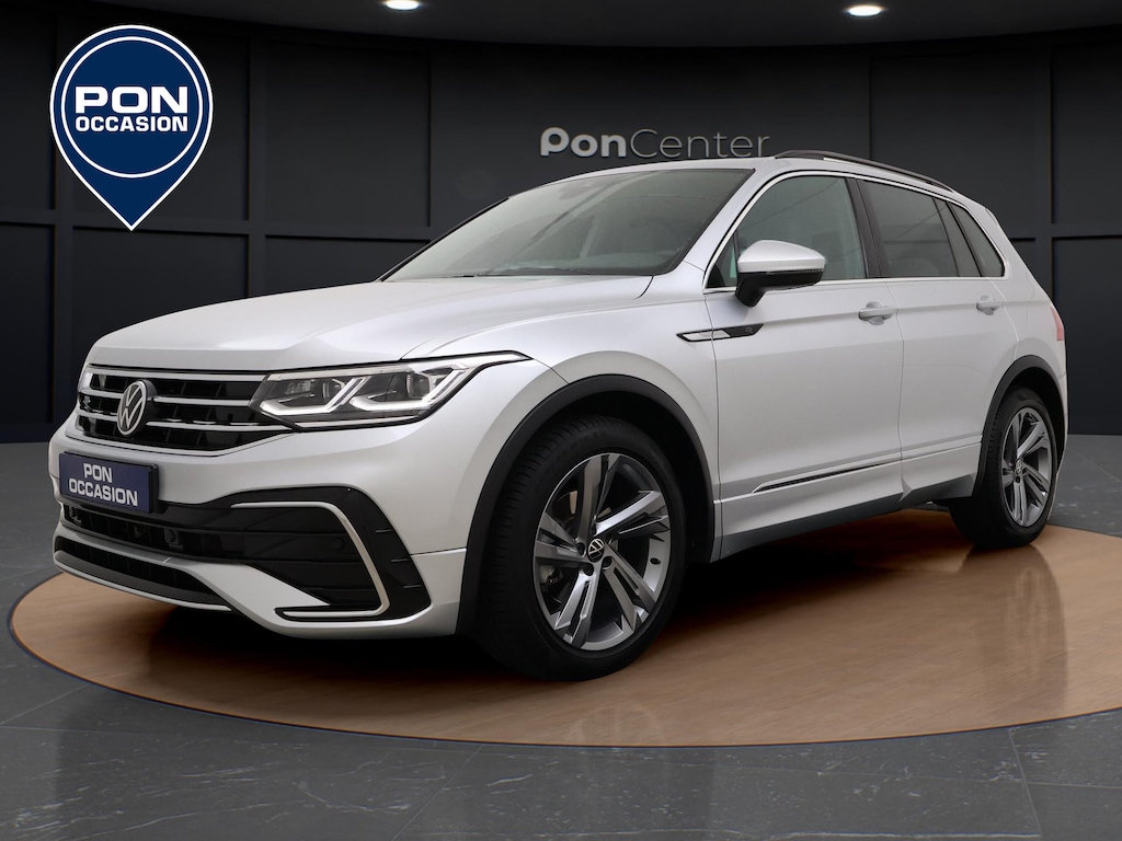 Volkswagen Tiguan 1.5 TSI R-Line | Carplay | Parkeerhulp | ACC | Matrix LED | Spiegelpakket | 19'' |
