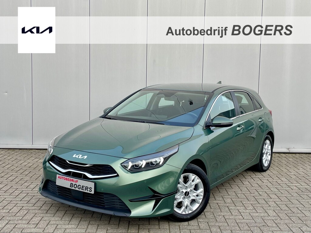 Kia Ceed 1.0 T-GDi DynamicLine Navigatie, Climate Control, Cruise Control, Trekhaak, 16"Lm, Achteruitrijcamera,