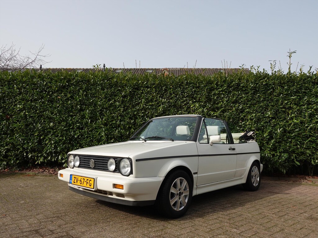 Volkswagen Golf Volkswagen 1 cabriolet 1.8 AUTOMAAT STUURBEKRACHTEGING