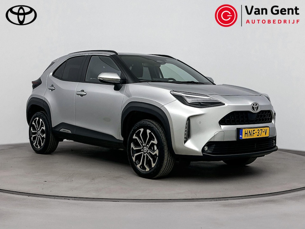 Toyota Yaris Cross 1.5 Hybrid 115 First Edition | Dodehoek detectie | Stoel-/stuurverwarming | Adaptive Cruise | Parkeersensoren voor/achter | Apple Carplay / Android Auto