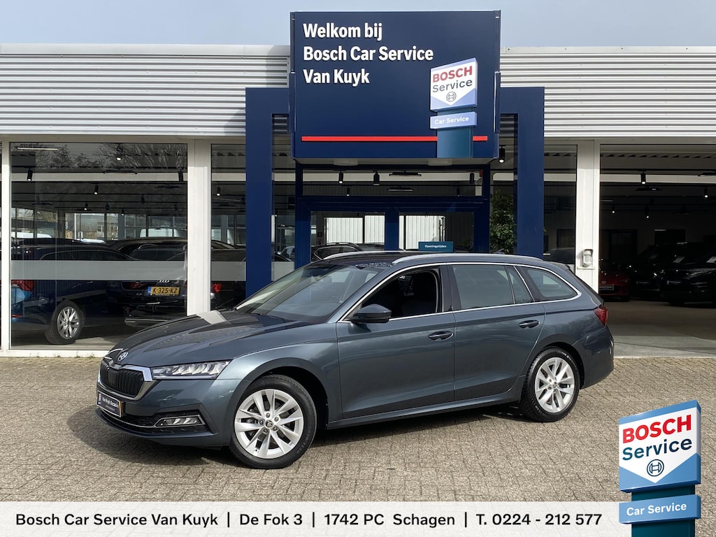 Skoda Octavia Combi 1.0 e-TSI Business Edition Plus / Automaat / Cruise-Control / Head-Up Display / ELKTR-Bestuurderstoel met Geheugen / Stuur-/Stoelverwarming / Trekhaak / LED / Keyless / Elektr.-Achterklep / Draadloze-Telefoonlader / Apple-Carplay & Android-Auto / Climate-Control / DAB Radio-Bluetooth / Navi / PDC V+A met Camera / 17'' LMV / All-Season / ENZ. /