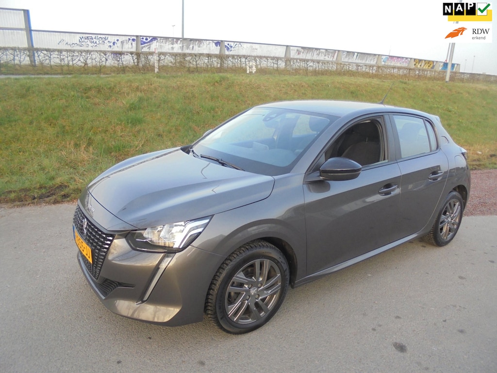 Peugeot 208 Peugeot 208 1.2 benzine airco navigatie pdc lmv 42.000km