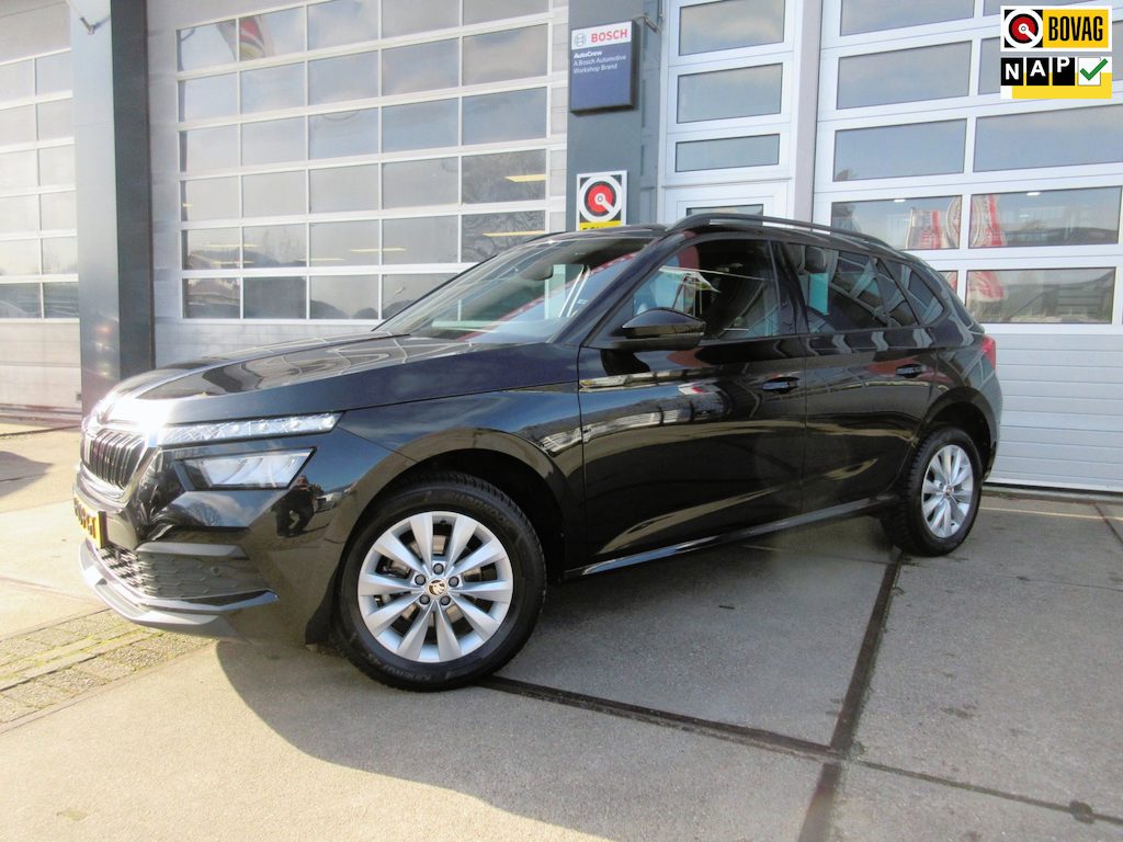 Skoda Kamiq 1.0 TSI Sport Business / Carplay / PDC / Navi