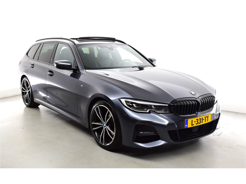 BMW 3-Serie Touring 320d High Exec./ M-Sport pakket-ACC- EXPORT =19.900 INCL ,NL = 22.800,= Panoramadak, 19" Apple carplay, , privacyglas, geluid isolerende ruiten elec koffersluiting, skiluik, M3pakket, parkhulp, M sport onderst.
