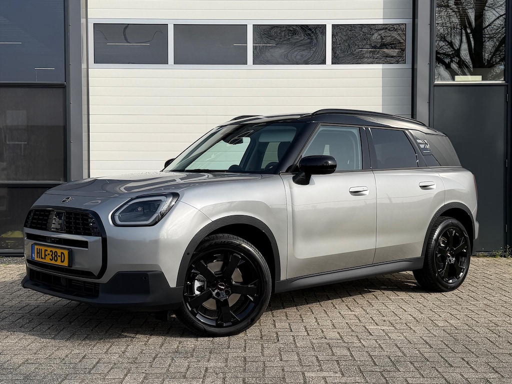 MINI Countryman Mini (u25) 170pk Aut Classic M Pano 19"JCW