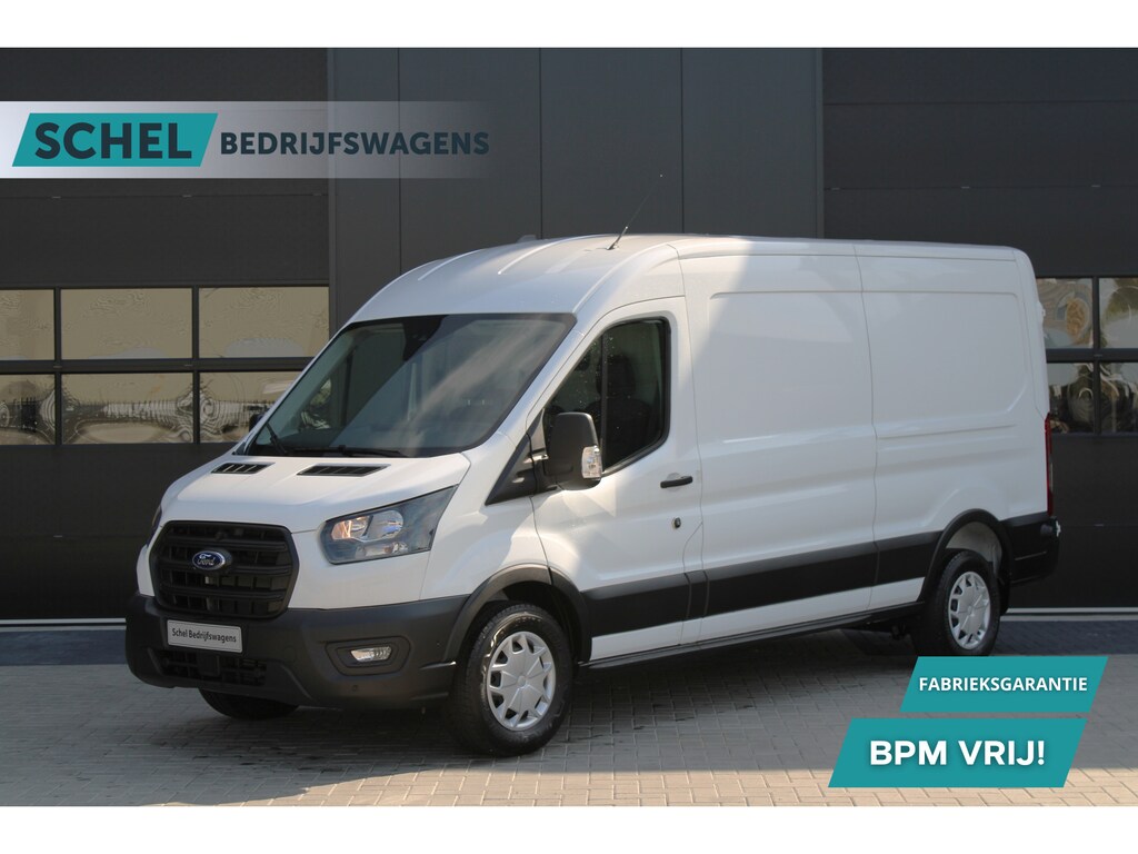 Ford Transit 350 2.0 TDCI L3H2 Trend 130pk Trend - Navigatie - Blind Spot - Adaptive cruise - Camera - 270gr deuren - Trekhaak - Rijklaar