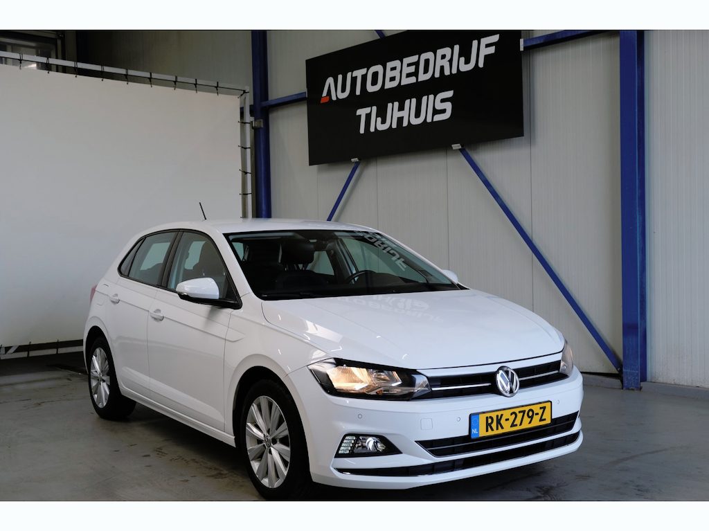 Volkswagen Polo 1.0 TSI Highline - N.A.P. Airco, Cruise, Navi, PDC, Carplay.