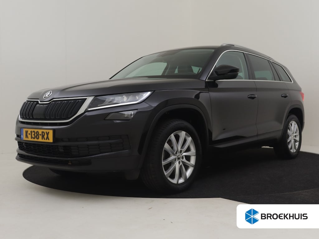 Skoda Kodiaq 1.5 TSI Business Edition 150pk DSG/AUTO | Camera | Elektr. Trekhaak | Apple Car Play / Android l Cruise control | Navigatie | Getint glas achter | 18" LMV