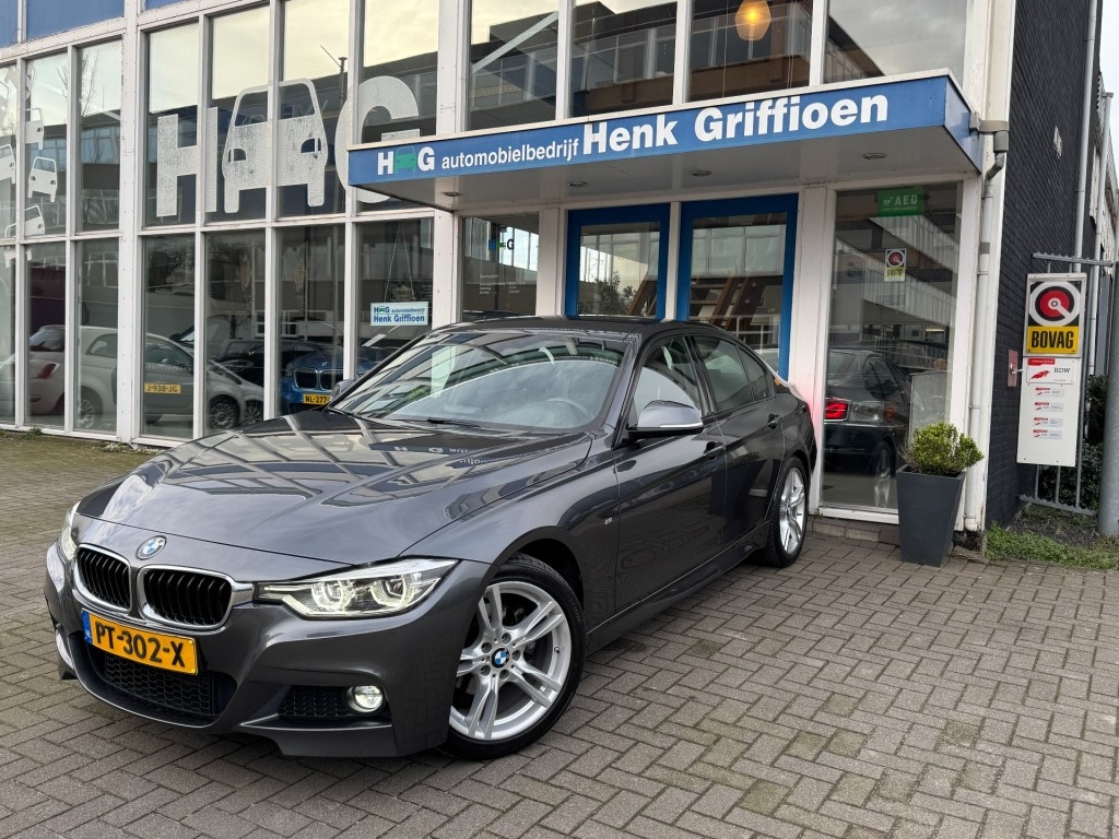 BMW 3-Serie 318i Executive M Sport I Navigatie I Climate I Xenon I Dealer ond. I NL auto