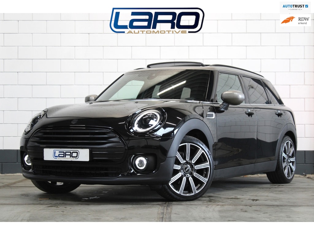MINI Clubman Mini 1.5 Cooper MINI Yours 136 pk | Pano Leer Camera CarPlay Sfeer Keyless