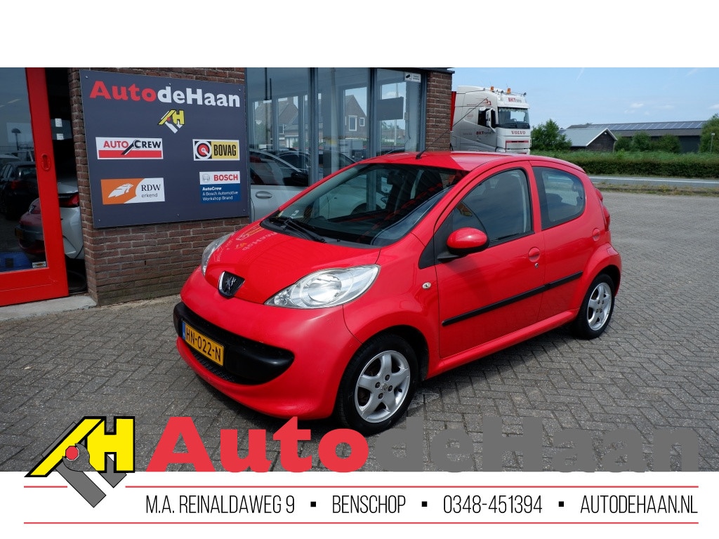 Peugeot 107 1.0-12V XS Urban M.
