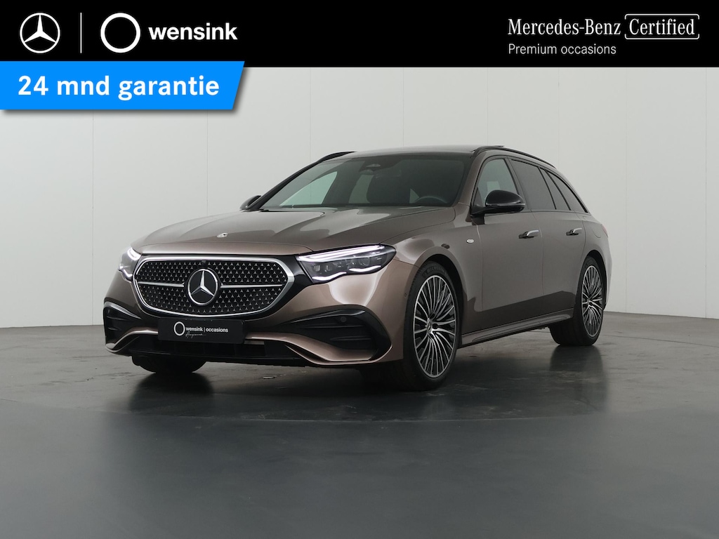 Mercedes-Benz E-klasse Estate 300 e AMG Line | Premium | Panoramadak | Trekhaak | Night pakket | 20 inch | Digital light | 360 camera | Memory |