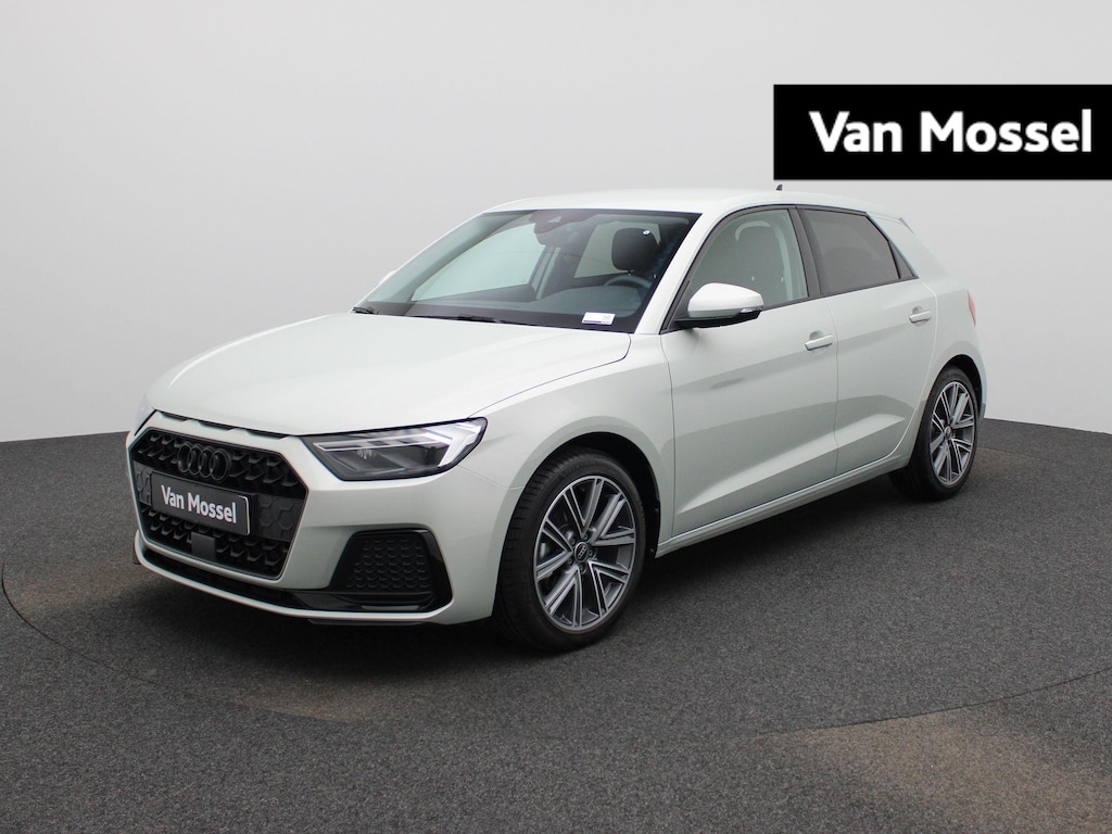 Audi A1 Sportback 30 TFSI Advanced edition 116 PK | S-line | Adaptive cruise control l Stoelverwarming l Climate control l Navigatie l Apple Carplay / Android Auto l LED-koplampen l Privacy glas l Optiekpakket zwart plus l Lichtmetalen wielen