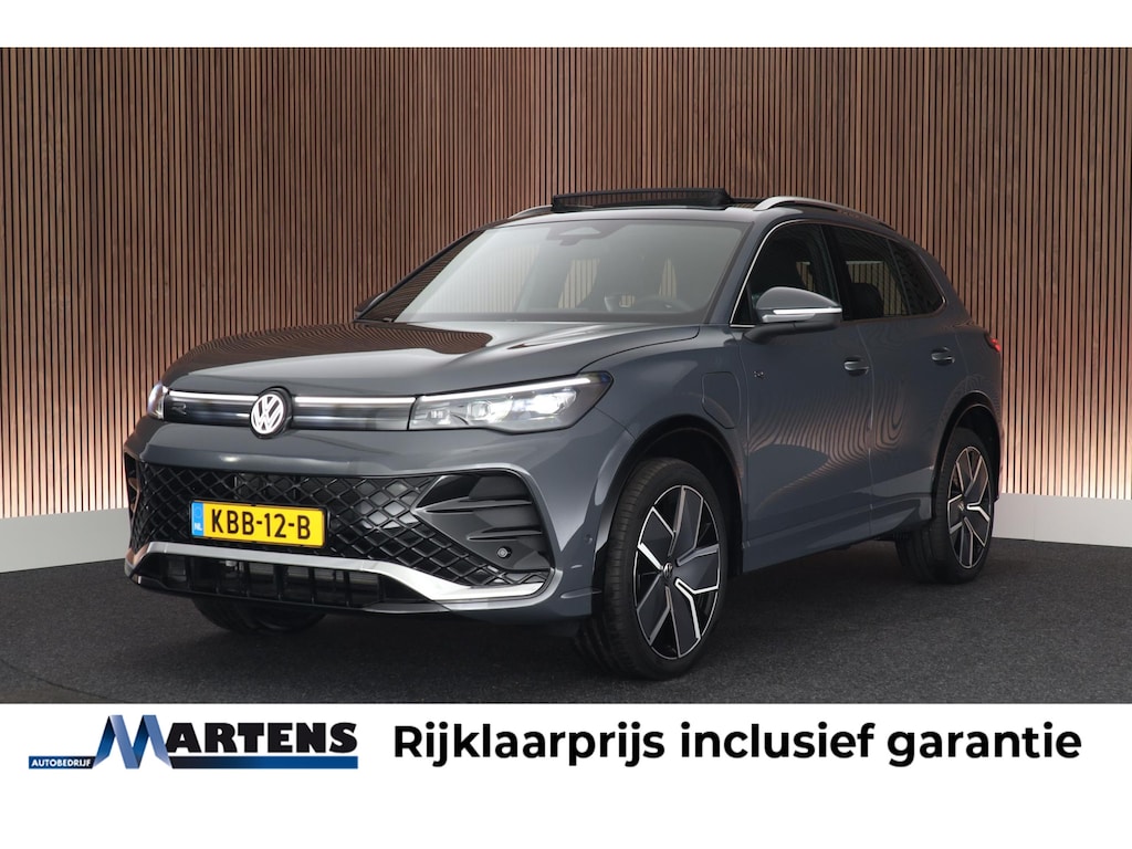 Volkswagen Tiguan 1.5 272pk eHybrid R-Line Edition Trekhaak Camera Keyless Massage Virtual Cockpit Panoramadak Carplay