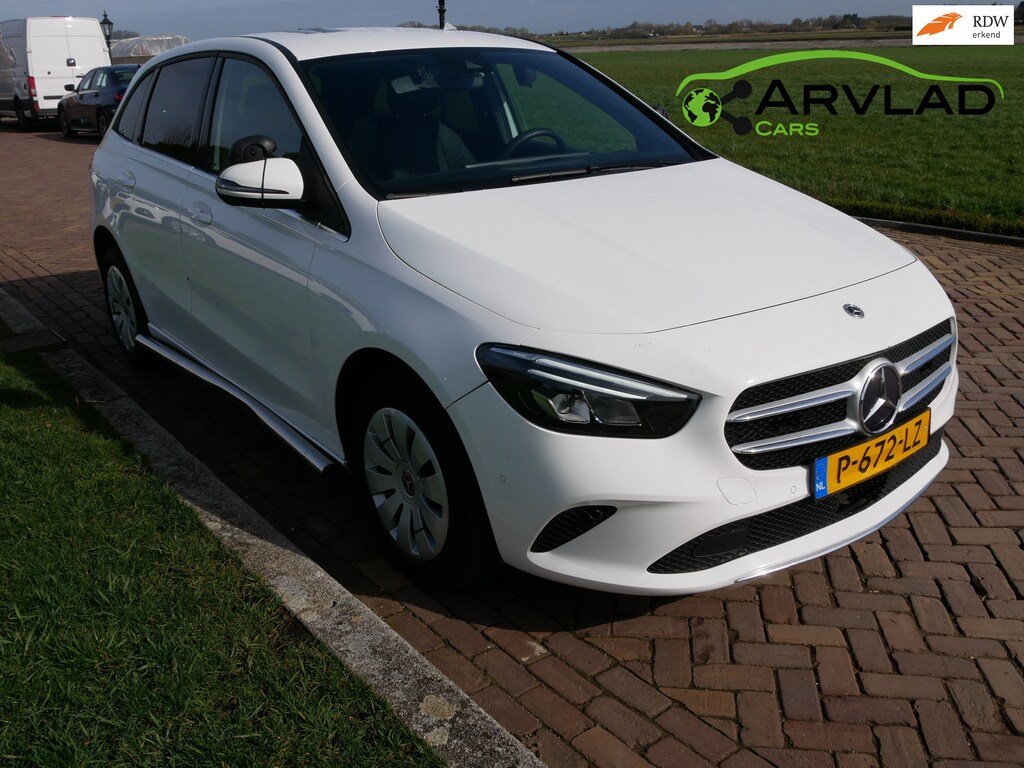 Mercedes-Benz B-klasse 200d AUT AC CAMERA 2022 ** EX POLICE MARGE CAR **